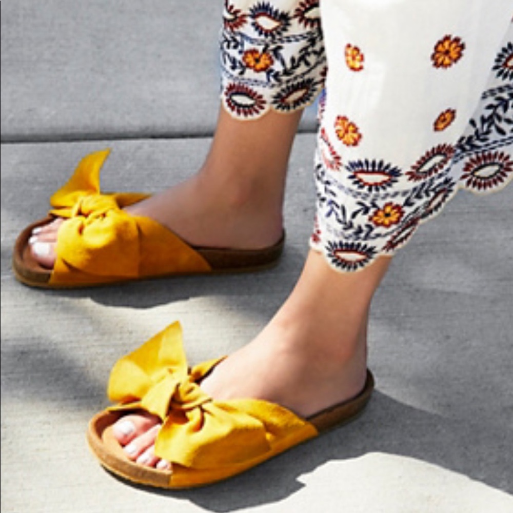 Cute Mustard Bow tie Sandals